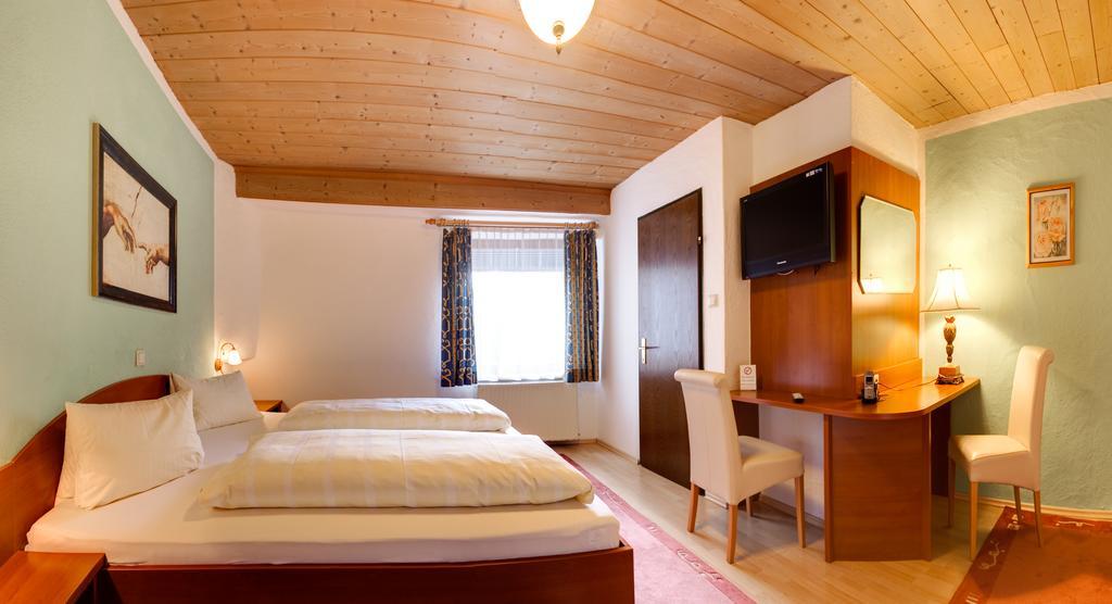 Cityhotel Schwarzer Baer Innsbruck Phòng bức ảnh