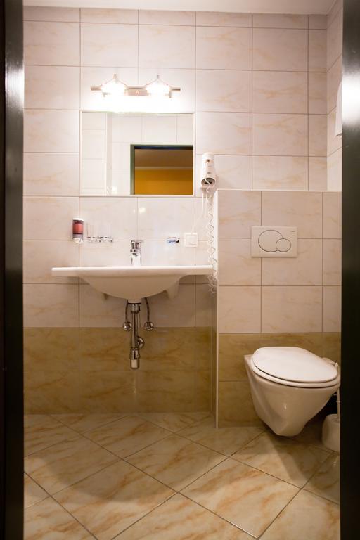 Cityhotel Schwarzer Baer Innsbruck Phòng bức ảnh