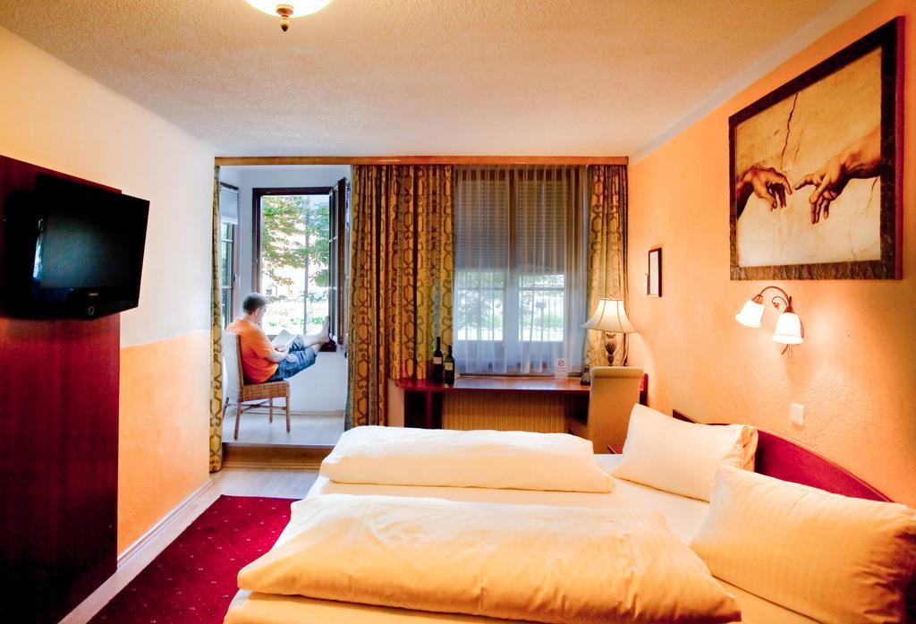 Cityhotel Schwarzer Baer Innsbruck Phòng bức ảnh
